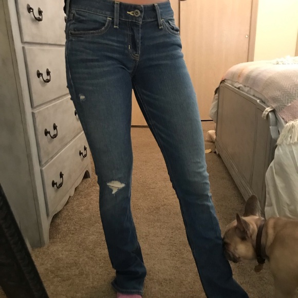 Hollister Pants - Bootcut jeans with little distressing